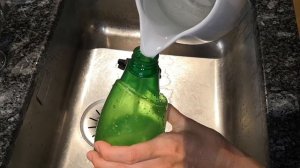 Как чистить МОЙКУ из НЕРЖАВЕЙКИ на кухне от налета  -- Как отмыть РАКОВИНУ на КУХНЕ