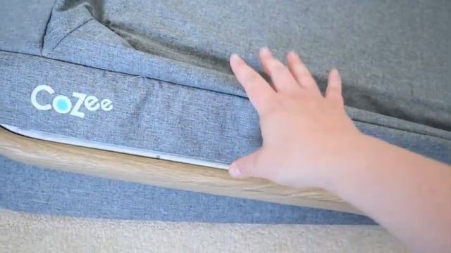 Tutti Bambini Cozee Bedside Crib Review and Set-Up смотреть онлайн