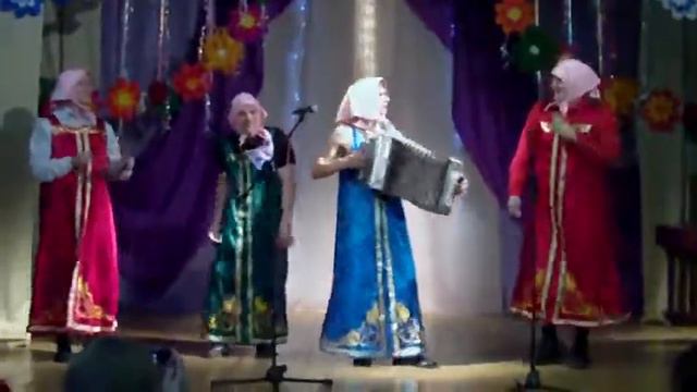 Переодевания в Бурановских бабушек 8-950-005-95-40 Илья смотреть онлайн