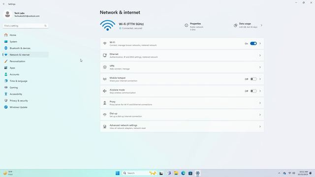 Windows 11 Insider Preview Build 25982: Copilot in Preview, Changes, Improvements, Fixes & More смотреть онлайн