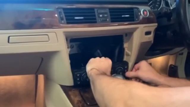 BMW 3 Series E90, E91, E92 Android Stereo Complete Installation смотреть онлайн
