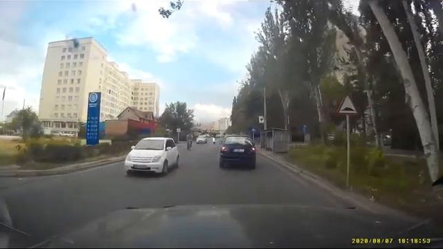 2020 0807 181844 всё смешалось вело мото авто фото бочка тракторный завод смотреть онлайн