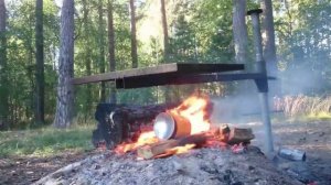 Взрыв газа!!! Что станет с китайским ,полным  газовым баллоном ,для горелки в костре