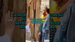 Se hace viral Monja interrumpiendo a dos a chicas besándose en sesión de fotos en Italia.