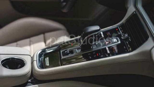 2023 Porsche Panamera Turbo S (INTERIOR VIEW) смотреть онлайн