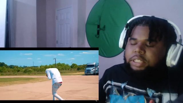 Savage Reacts To TwoTone - " Get to Her / Groovy " (Dir. by @Yung_Travelerz) смотреть онлайн