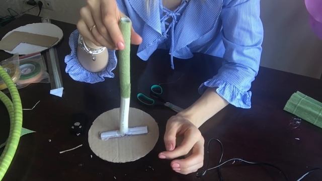 КАК КРЕПИТЬ БУТОН К СТЕБЛЮ?\Types of buds and fastening them to the stalk смотреть онлайн