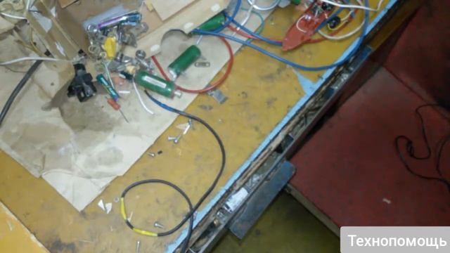 Почему 380 в розетке? Простое объяснение смотреть онлайн