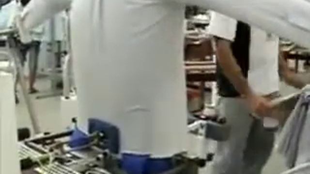 TR.889 - AUTOMATIC "SHIRTS" FINISHER смотреть онлайн