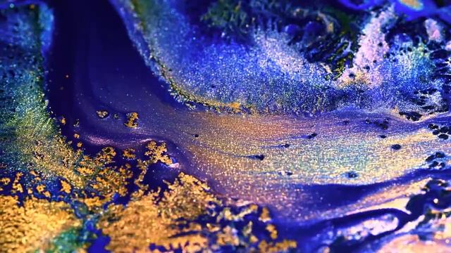 Видео 4К UHD. Трава у дома. Remix. смотреть онлайн