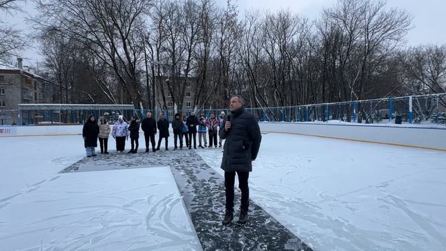 Открыли хоккейную площадку в Рублево смотреть онлайн