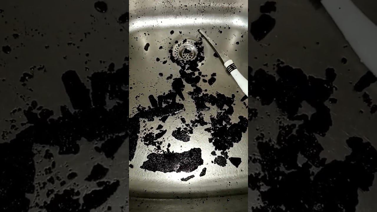 удаление нагара из Куба дистилята квустической содой и уксус