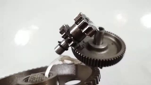 Моторазборка - Шестерни стартера Suzuki Djebel 250 смотреть онлайн