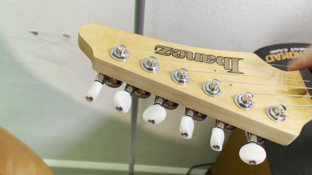 Ibanez AZES 31 Guitar 6 Month Review смотреть онлайн