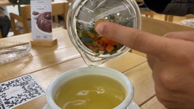 SUB)[Travel Mukbang] Colombia Medellin Cafe Tour ??| Coffee & Dessert Mukbang