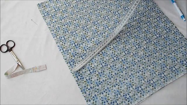 Как сшить одеяло для куклы. Кукольная постелька. Bed for dolls смотреть онлайн