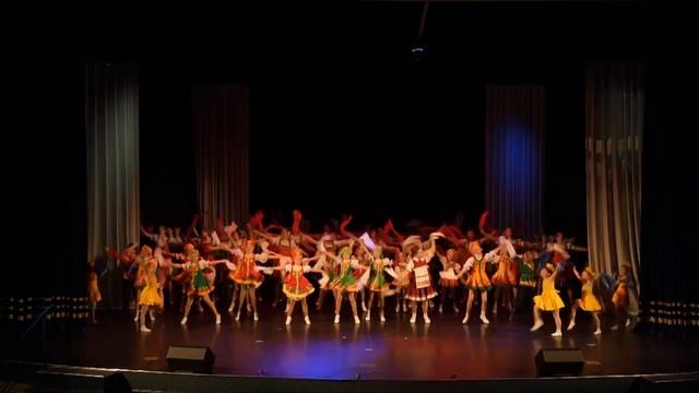 Хореографический ансамбль "Надежда" - "Я русский" смотреть онлайн