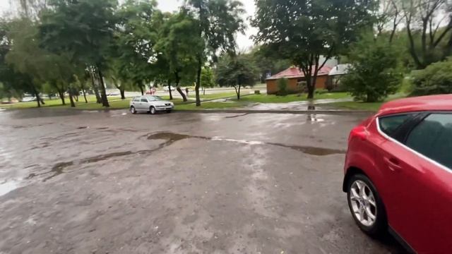 Роздача повісток на секонд хенді - може вже починати брати камуфляж ?) смотреть онлайн