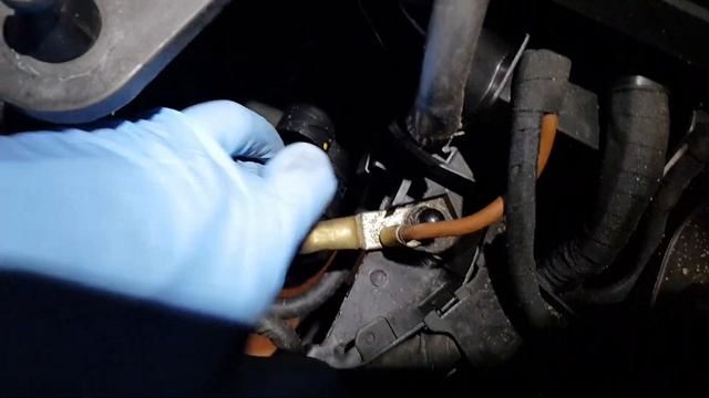 Golf 6 GTi DSG wycieki, wymiana oleju. DSG leaking , oil replacement. Part 1 смотреть онлайн