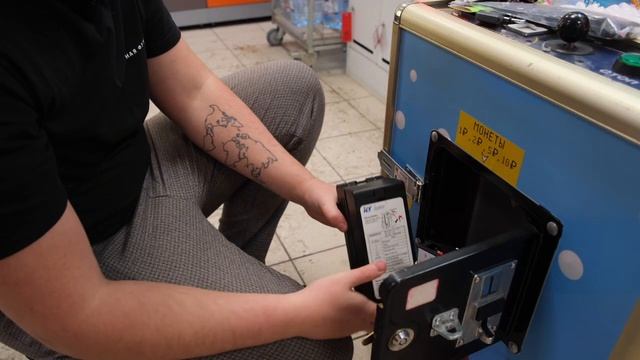 Бизнес с нуля: автомат хватайка (крюк)! Сколько заработал за месяц? смотреть онлайн