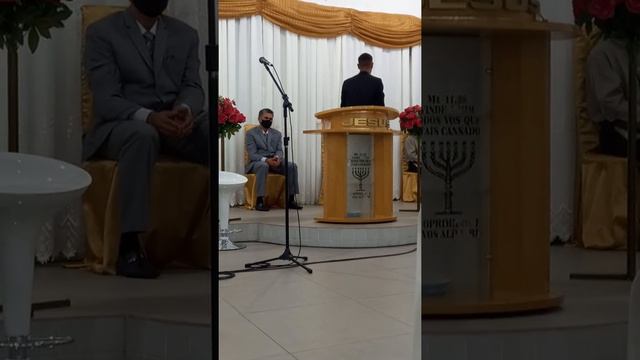 A cédula que lhe condenava já foi pago. Pastor Sandro Vaz смотреть онлайн