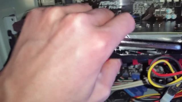 Как подключить видеокарту MSI GeForce GTX 1050 Ti GAMING X смотреть онлайн