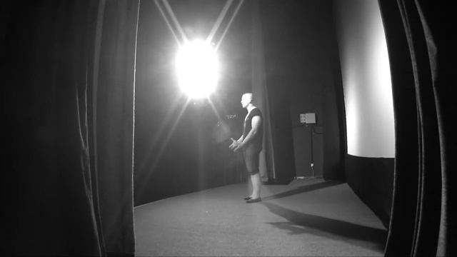 фрагменты 2-го "ОДИН НА ОДИН".mpg смотреть онлайн