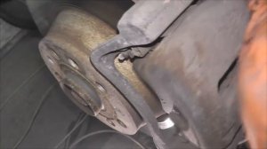 VW Tiguan замена сайлентблоков рычага задней подвески и колодок.