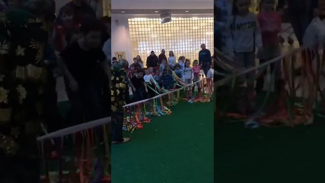 Новогодняя елка в ТРЦ Планета, Уфа. смотреть онлайн