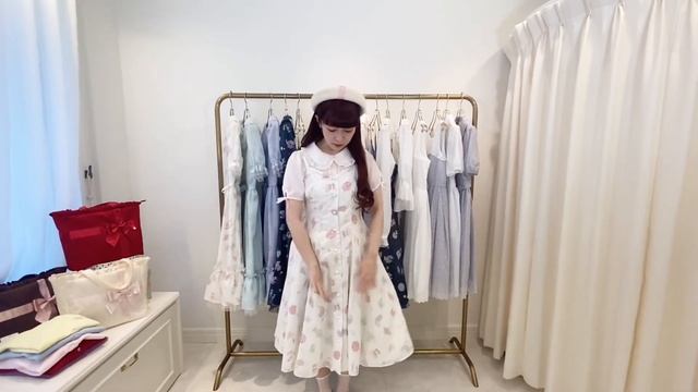 エミリーテンプルキュート新作紹介 смотреть онлайн