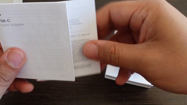 Apple 20W USB Type C Power Adapter Unboxing смотреть онлайн