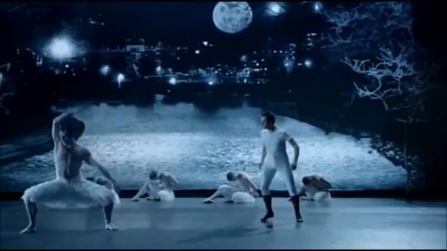 "Лебединое озеро" в обработке Matthew Bourne's смотреть онлайн