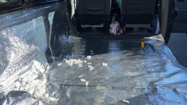 #5 apdailos darbai daro mikrą panašų į namus // perdarom VW T4 į kemperį смотреть онлайн