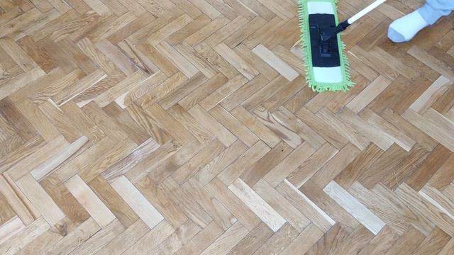 Чем Мыть Паркет чтобы Он Блестел и не Было Разводов ? Правильный Уход за Паркетом смотреть онлайн