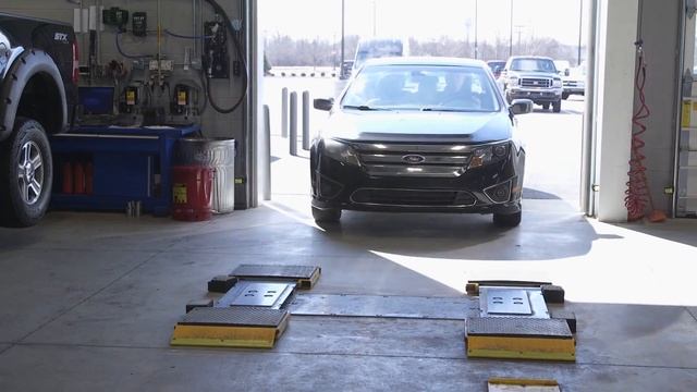 Ford & Panasonic Smart Service Kiosk смотреть онлайн