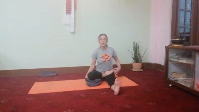 Class 6. Seated Asanas, Forward Bends And Twists.