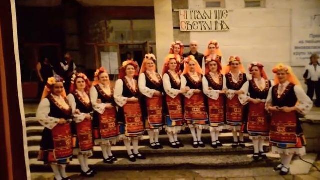 Rosna Kitka. Conductor Georgi Petrov.РОЗНА КИТКА Диригент Георги Петров. Bulgarian polyphony. смотреть онлайн