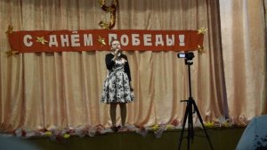 В школу к нам пришёл генерал.