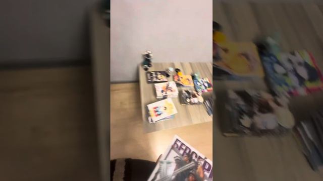70 томов манги обновление стеллажа и много всего другого смотреть онлайн