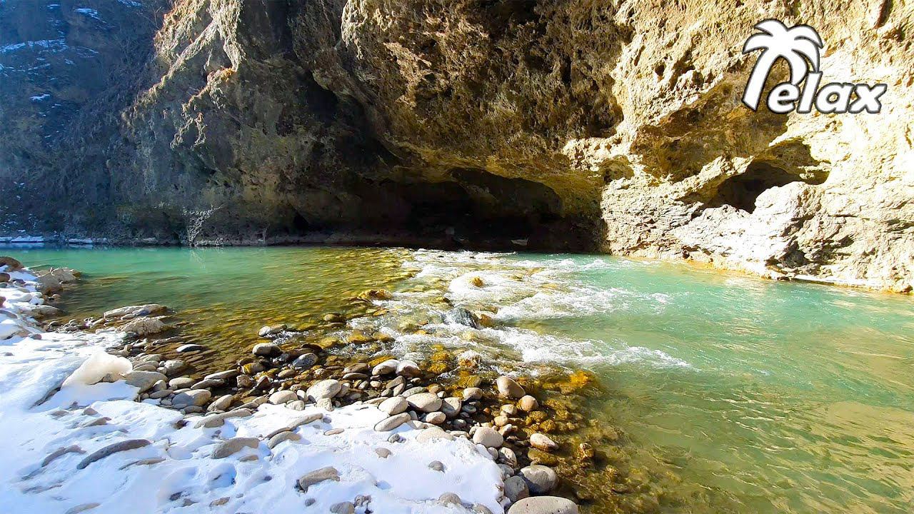Winter landscape in the Mountains and the Sound of the River смотреть онлайн