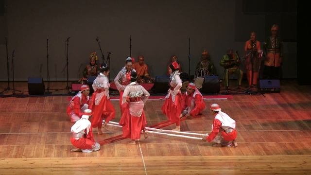 Indonesian Folk Dance: Gaba - Gaba