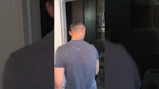Краскопульт билан Эшик Краска килиш. (2) смотреть онлайн