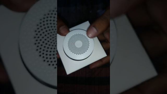 Mi Compact Bluetooth Speaker 2 unboxing смотреть онлайн