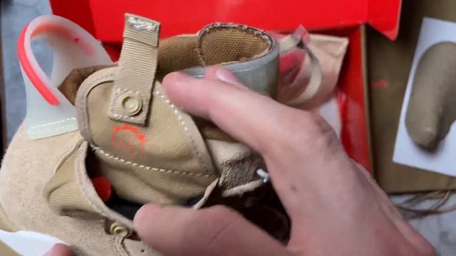 Обзор пары Nike Air Jordan 6 x Travis Scott смотреть онлайн