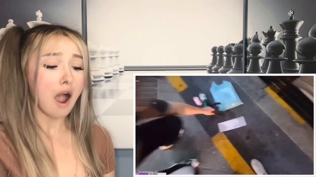 Adult Moments On Twitch смотреть онлайн