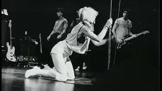 Blondie-One Way Or Another (live)-Hammersmith Odeon-January 12, 1980 смотреть онлайн
