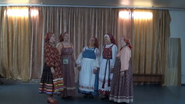Ансамбль "Зоренька". Троицкая "Пойдёмте девочки" смотреть онлайн