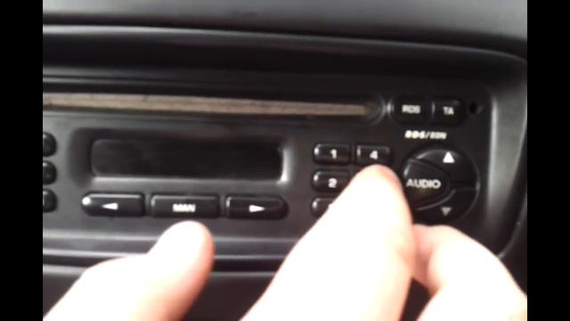 Peugeot 206 RD1 Radio Removal.