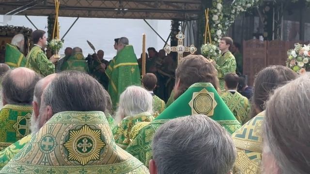 Патриаршая служба в Троице-Сергиевой Лавре. смотреть онлайн