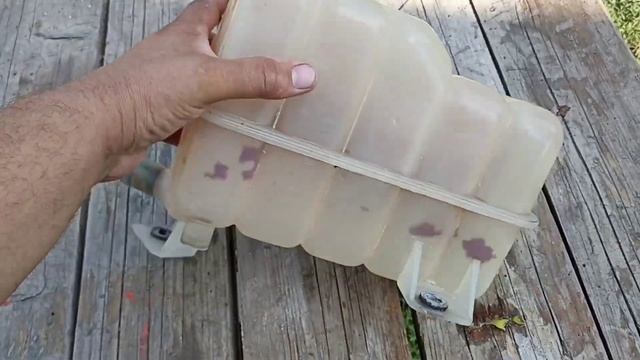 Тахо 840. Попытка отмыть расширительный бачок. смотреть онлайн